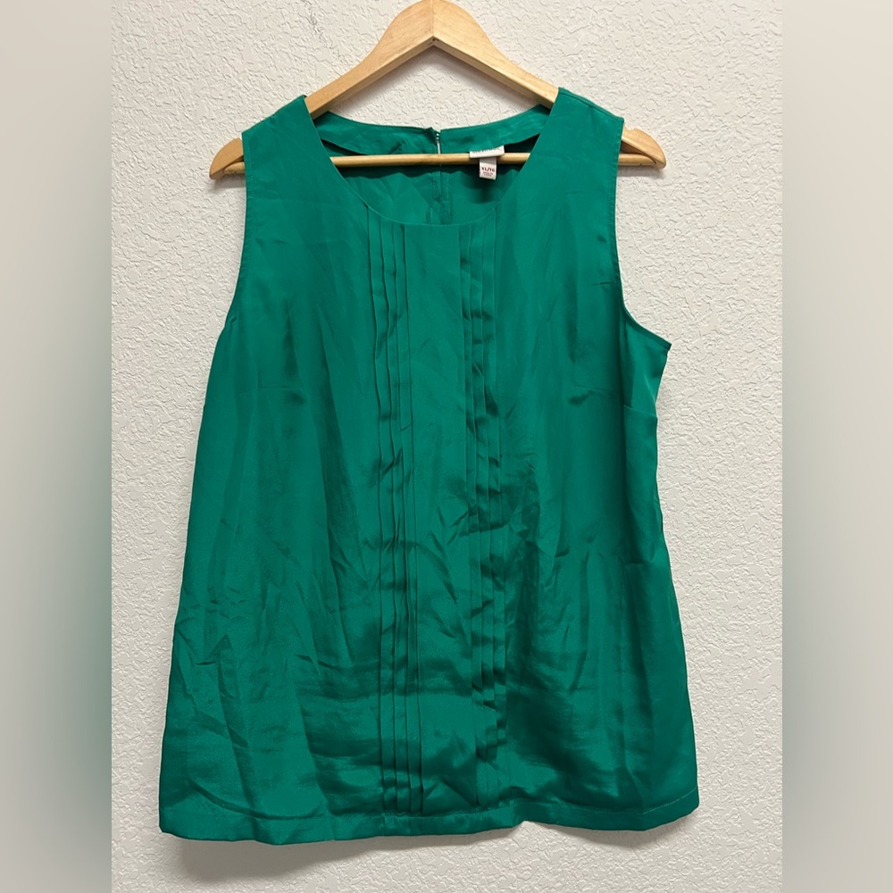 *Women’s Kelly Green Satin Sleeveless Shell Blouse XL